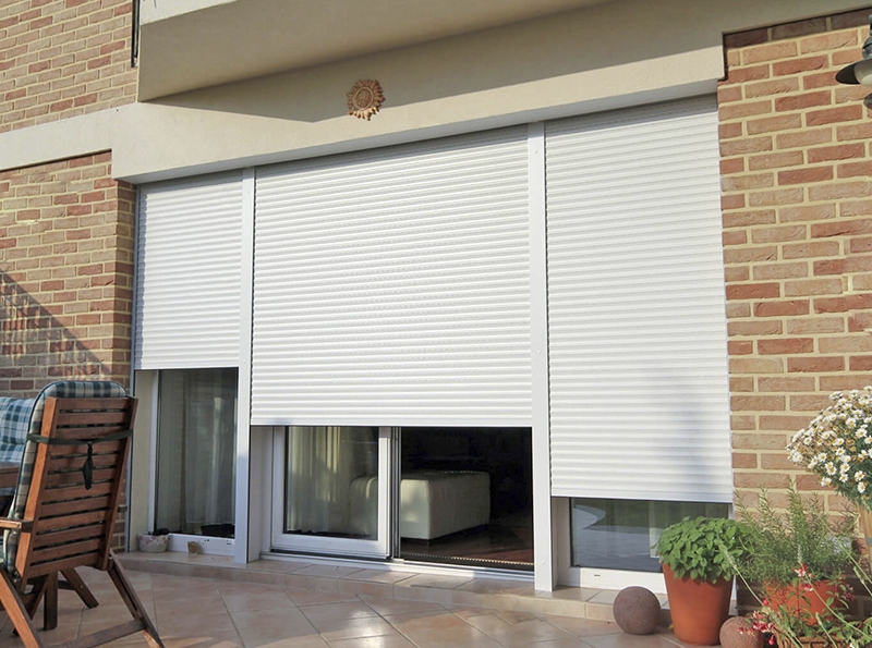 На двери в Динской